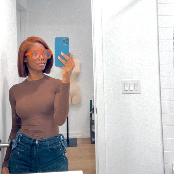 Meet your Posher, Tiarah - Picture 2 of 2